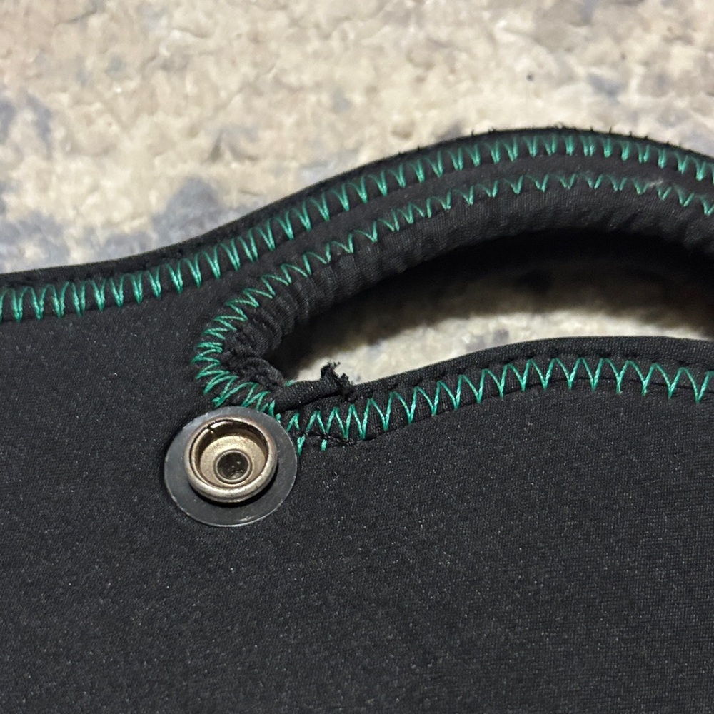 REVERSIBLE Sharper Image Green Laptop Bag for Men - Picture 6 of 8